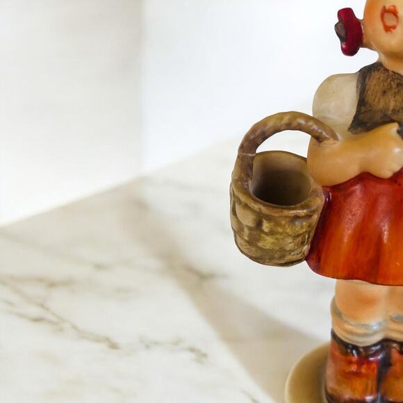 VINTAGE West German Goebel Hummel 1960 Surprise Boy Girl Basket Figurine 94 3/0 - Picture 6 of 8